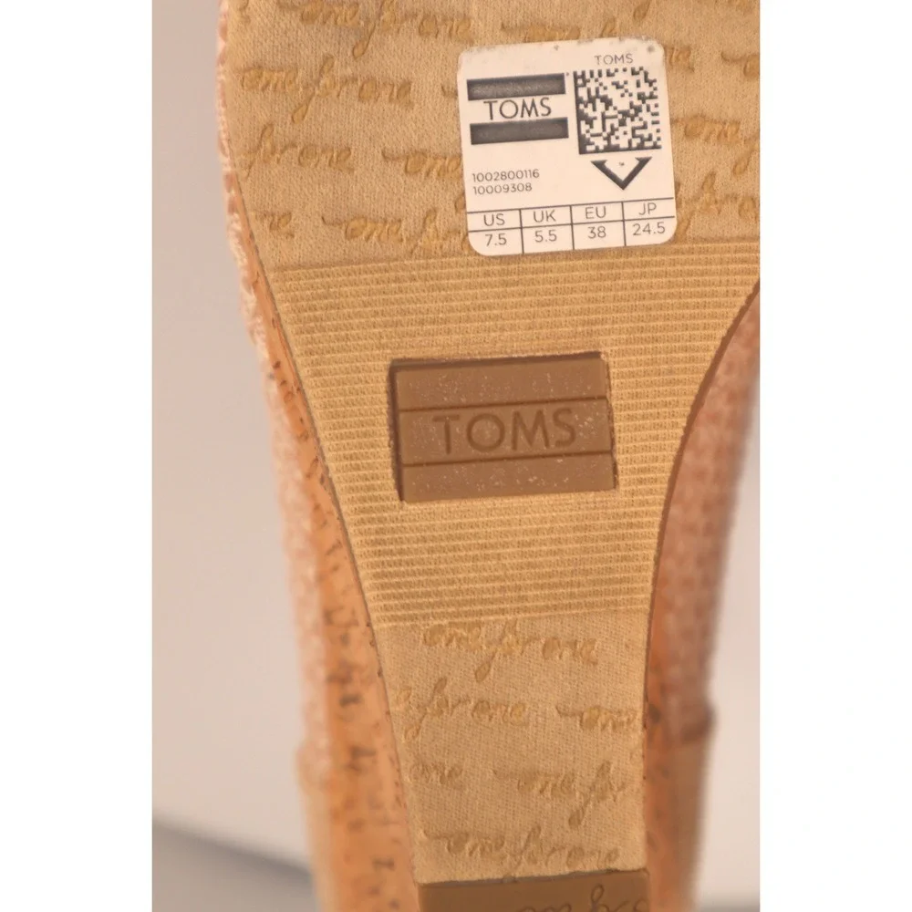 TOMS Women's Tan Geometric Toe Cork Wedge‎ Sandals Size 7.5 w